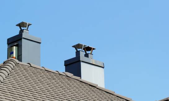 Jak doradztwo techniczne wspiera efektywność systemów kominowych?