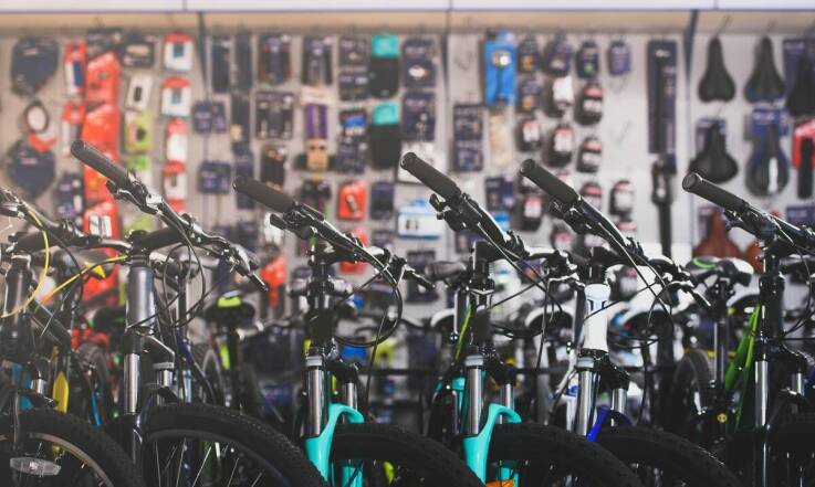 Najlepsze akcesoria rowerowe dostępne online: przegląd oferty sklepu internetowego