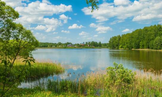 Jakie są najlepsze warunki do uprawiania wakeboardingu na Mazurach?