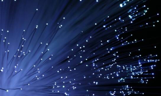 Nowe możliwości technologiczne dzięki przetwornikom światłowodowym