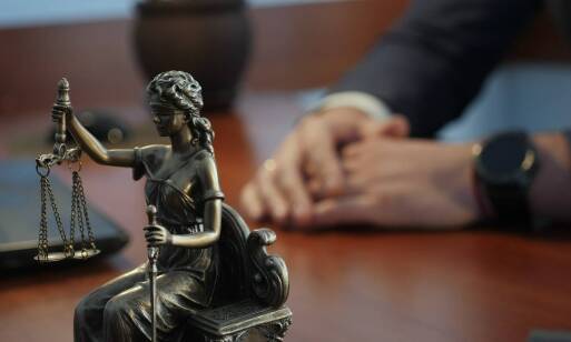 Jakie są kluczowe zasady współpracy z adwokatem z Cieszyna?