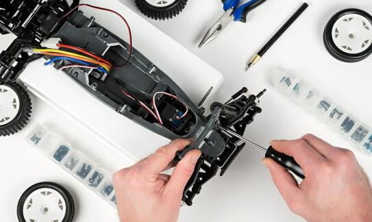 Transparentność cenowa w usługach naprawy falowników: Co warto wiedzieć?