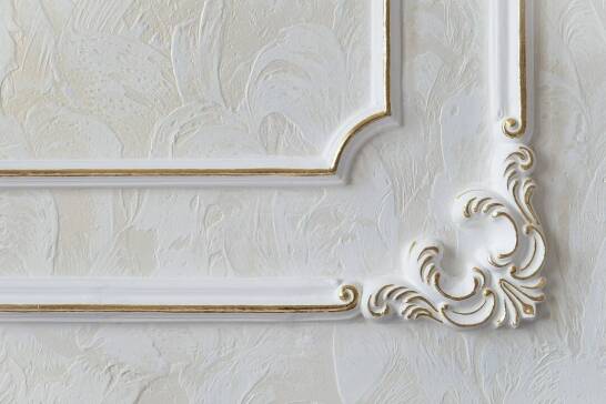 Personalizacja luster na zamówienie – możliwości i inspiracje