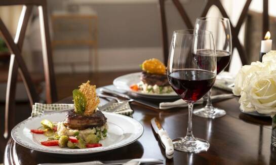 Najlepsze dania mięsne: co warto zamówić?