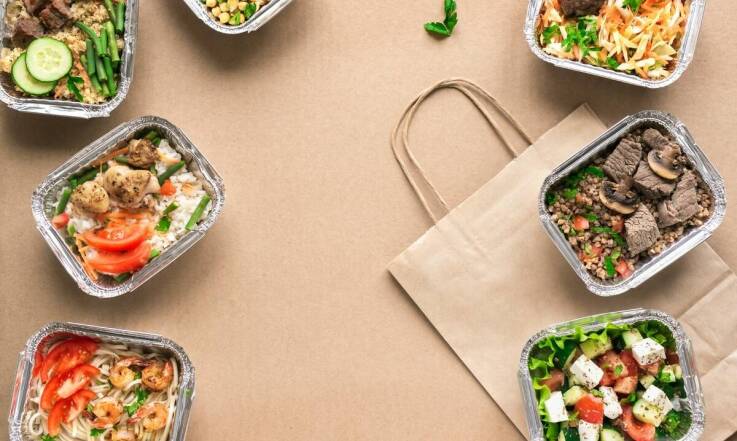 Zrównoważone posiłki dla sportowców – jak catering może pomóc?