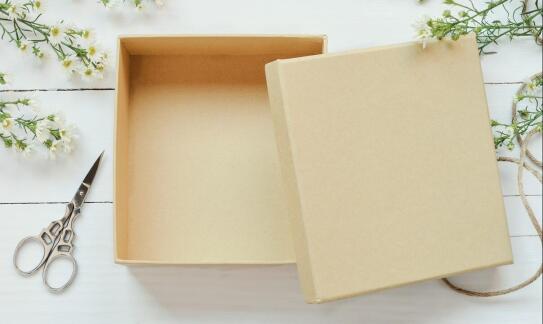 Jak dobrać odpowiednie serwetki do pudełka decoupage?