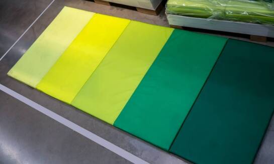 Wybór odpowiednich paneli do naczep – co warto wiedzieć?