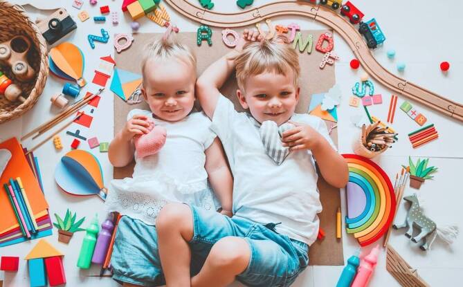 Jakie elementy personalizacji są najbardziej popularne wśród klientów zamawiających maskotki?