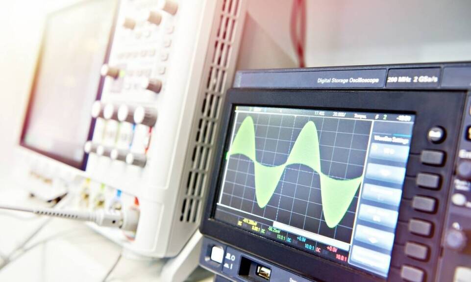 Zastosowanie echosond w analizie zmian ekologicznych w morzach