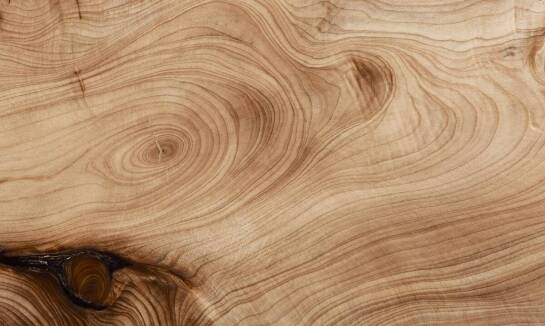 Dlaczego warto wybrać młynek do pieprzu z naturalnym drewnem w stylu minimalistycznym?