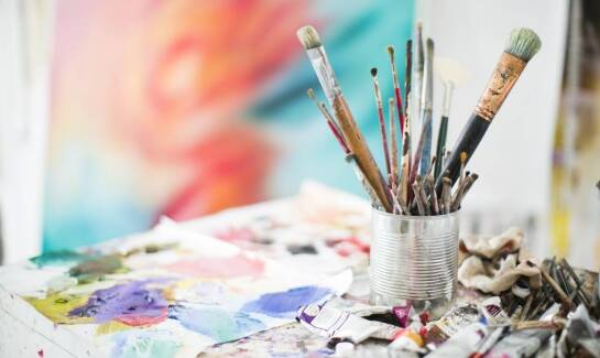 Jak dopasować krosna malarskie do specyfiki dzieła artystycznego?