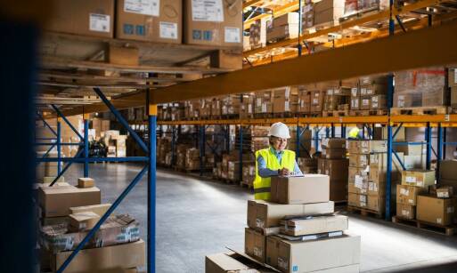 Jak efektywnie zarządzać współpracą z partnerem w outsourcingu usług magazynowych?