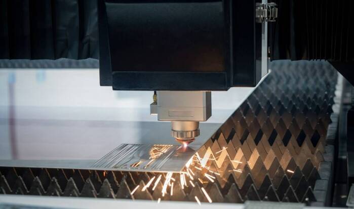 Cięcie laserem blach – nowoczesna technologia w Starachowicach