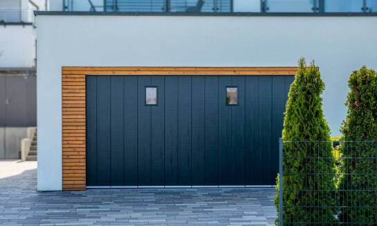 Systemy automatyki dla bram garażowych – co warto wiedzieć przed zakupem?