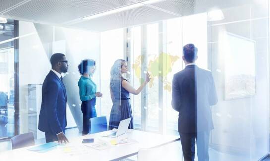 Dlaczego warto powierzyć organizację wyjazdów służbowych profesjonalnej firmie?