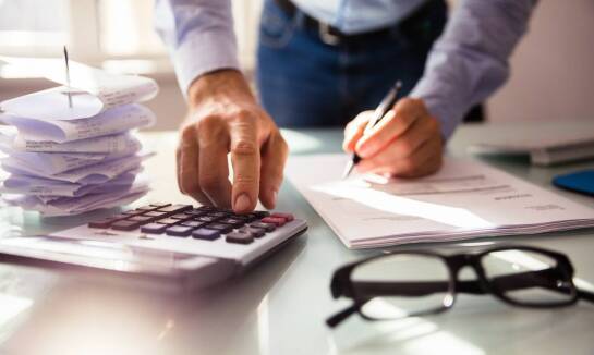 Jakie usługi księgowe są kluczowe dla jednoosobowych działalności gospodarczych?