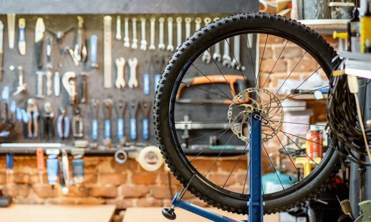 Jak sezonowe przeglądy roweru mogą przedłużyć jego żywotność?