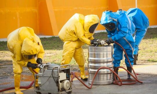 Nowoczesne rozwiązania logistyczne dla transportu towarów niebezpiecznych