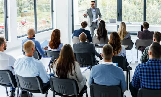 Rola certyfikacji ISO 9001:2015 w jakości szkoleń BHP