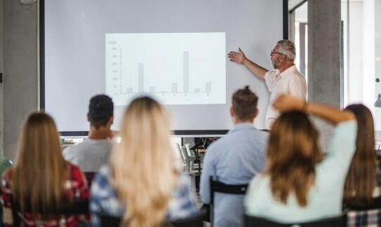 Coaching we Wrocławiu a wdrażanie narzędzi lean manufacturing w firmach