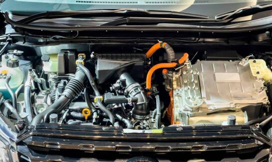 Jak nowoczesne funkcje monitorowania zwiększają efektywność baterii trakcyjnych?