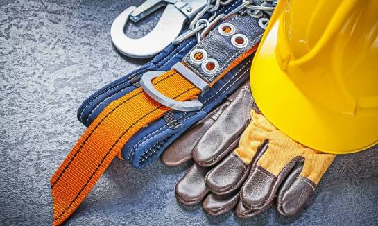 Znaczenie certyfikatów w wyborze odzieży roboczej letniej