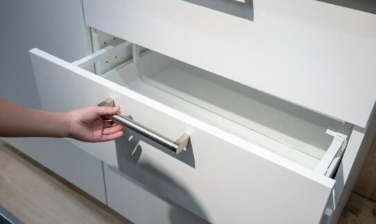Szuflady – połączenie funkcjonalności z elegancją