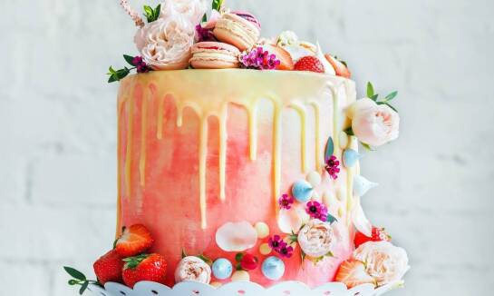 Aerograf cukierniczy w praktyce – studium przypadku wyjątkowych projektów dekoracyjnych