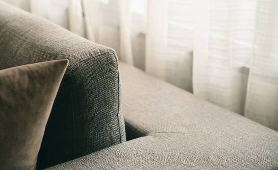 Jak nosić spódnice w ciąży wygodnie i stylowo