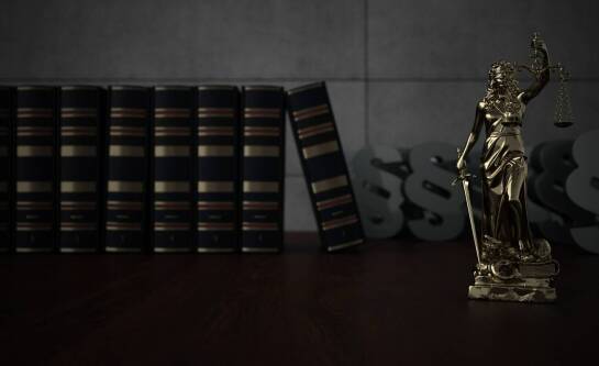 Czy pracodawca może zwolnić kobietę w ciąży przed 12 tygodniem?