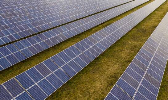 Termografia jako klucz do efektywnego zarządzania farmami fotowoltaicznymi