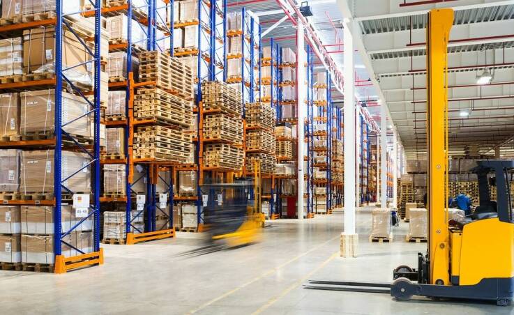 Jak zintegrować regały paletowe z systemami zarządzania magazynem?