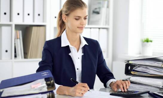 Korzyści z prowadzenia ksiąg rachunkowych przez profesjonalistów