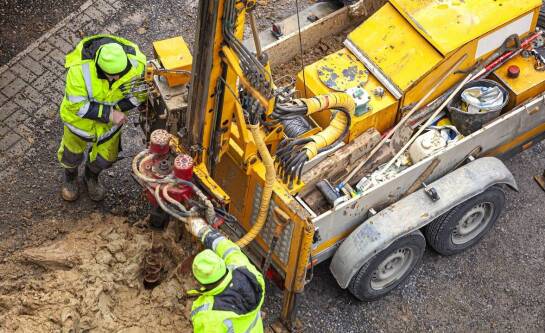 Zastosowanie przewiertów sterowanych w układaniu instalacji podziemnych pod istniejącą infrastrukturą