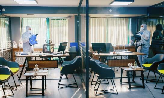 Wpływ szkoleń bhp na efektywność i komfort pracy w biurze