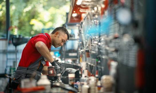 Proces szybkiej i skutecznej naprawy ekspresów do kawy w Suchym Lesie