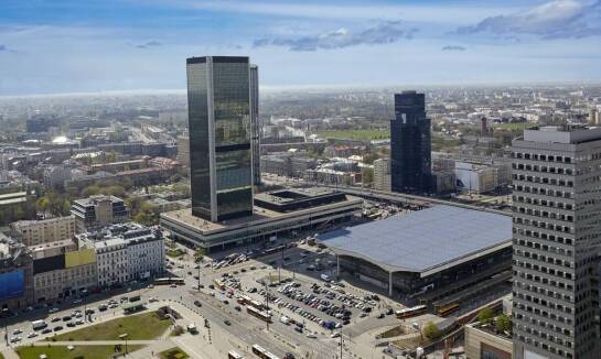 Wpływ cyfrowej łączności na jakość usług taxi Katowice PKP
