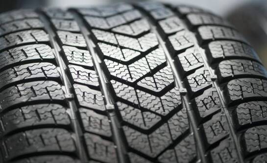 Jakie narty wybrać do jazdy rekreacyjnej?