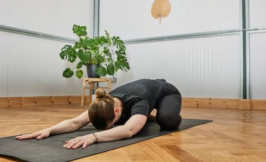 Jakie korzyści daje pilates przy ścianie