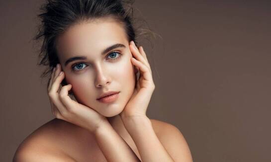 Jak uzyskać realistyczne efekty na modelach dzięki kolorowi "signals blue"?