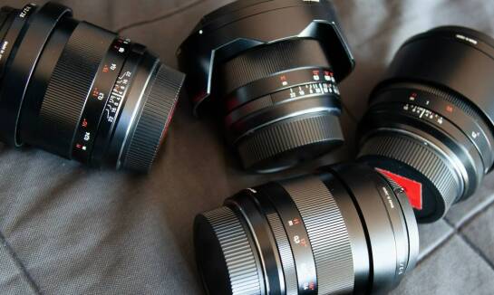 Rola zoomu optycznego w kamerach szerokokątnych zewnętrznych – co warto wiedzieć?