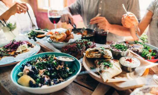 Jakie nowości kulinarne przygotowuje stołówka Rewal dla swoich gości?