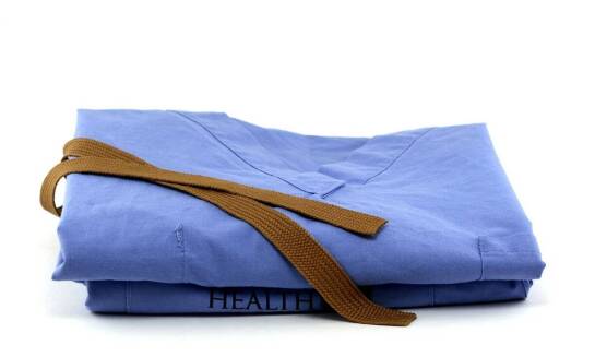 Jak legginsy medyczne wpisują się w standardy odzieży medycznej?