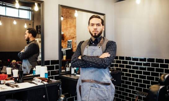 Fryzjer męski na Sadybie: Jakie usługi cieszą się największą popularnością?