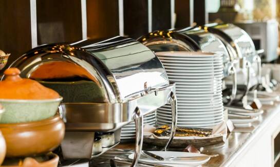 Dlaczego śniadanie hotelowe to kluczowy element udanego pobytu?