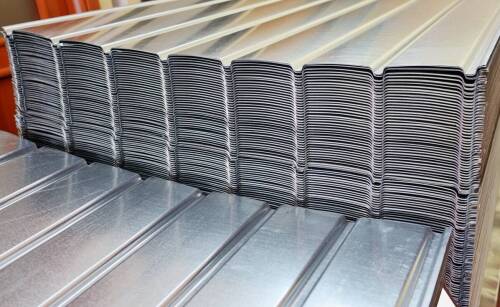 Stodoła cena: jakie są możliwości oszczędności przy wyborze materiałów?