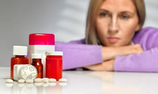 Hormonalna terapia zastępcza a zdrowie kości – jak przeciwdziałać osteoporozie?
