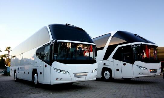 Jak darmowy transfer z parkingu P1 zwiększa atrakcyjność podróży Ryanair?