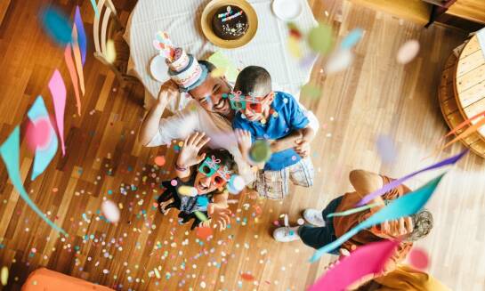 Jakie atrakcje dodatkowe oferujemy podczas urodzin w naszym lokalu?