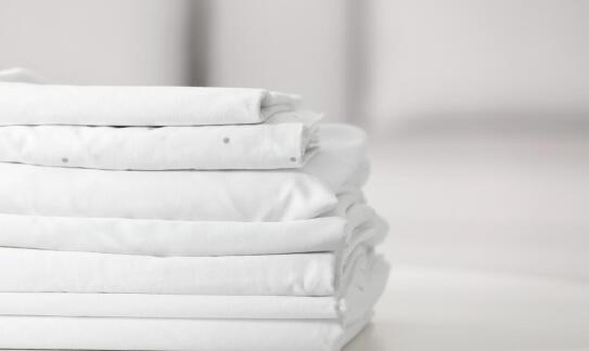 Zalety pościeli bawełnianej – klasyka, która nie wychodzi z mody